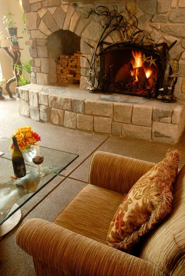 Overleaf Lodge And Spa Yachats Bagian luar foto