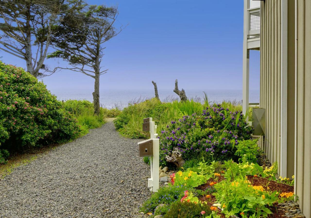 Overleaf Lodge And Spa Yachats Bagian luar foto